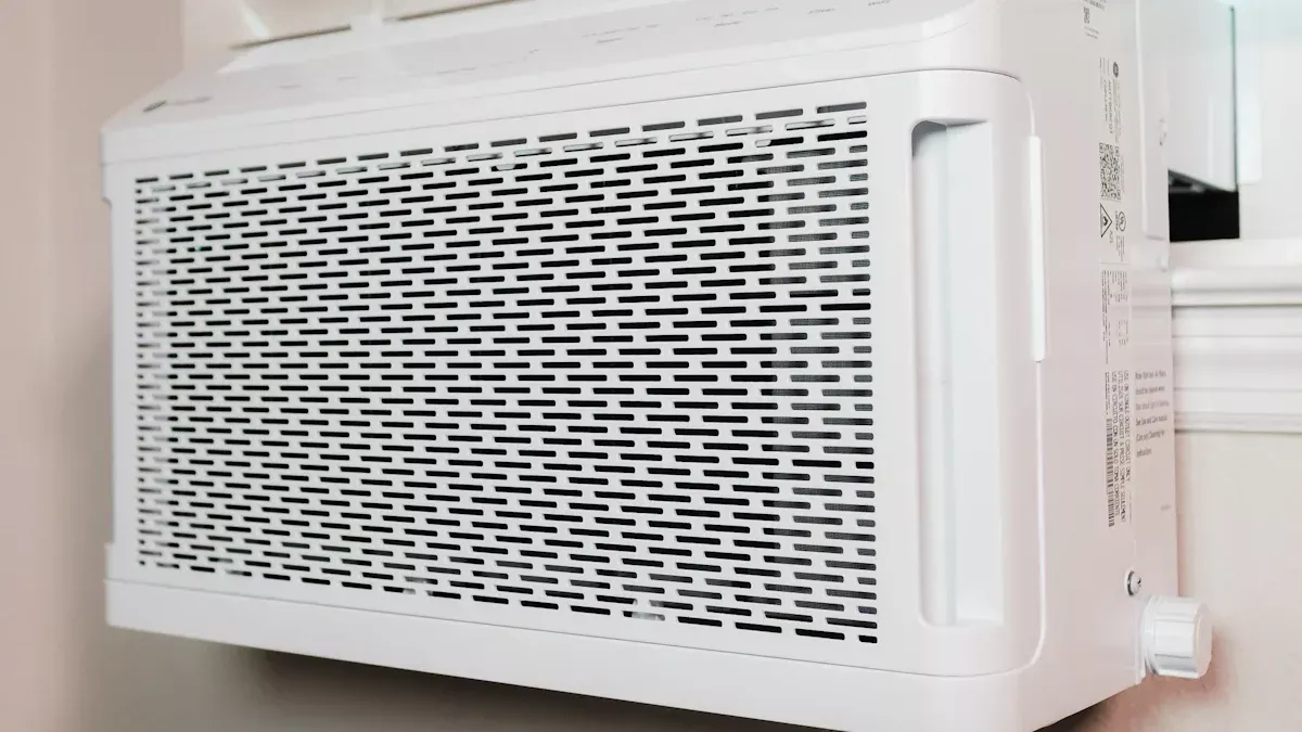 Window AC가 얼마나 많은 와트를 사용합니까?